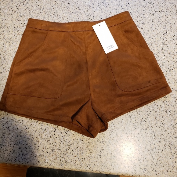 Tobi Pants - Tobi SZ S NWT faux suede high-rise shorts